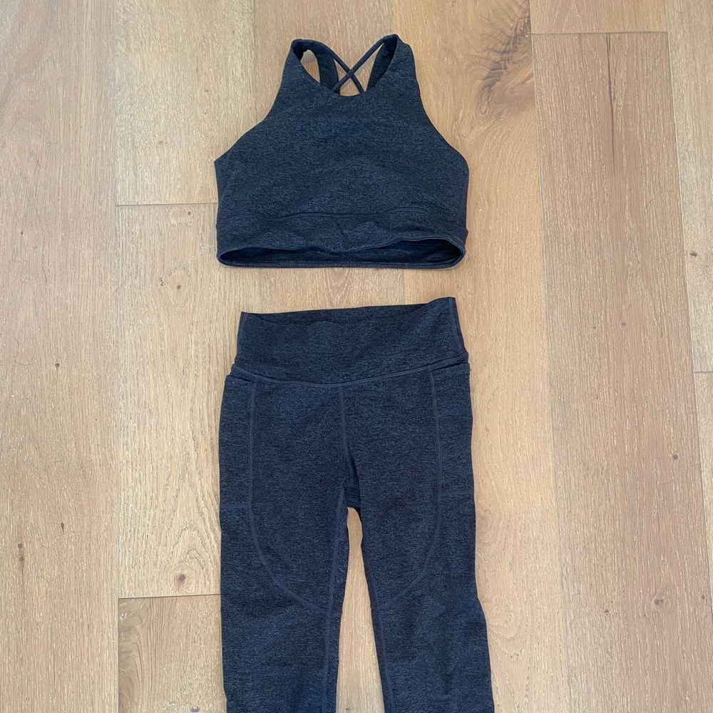 Vuori Dark Gray Set